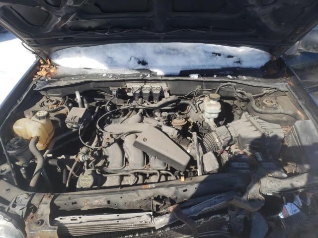 Photo 11 from auction – 2005 FORD ESCAPE XLT with VIN 1FMYU03135KD97142