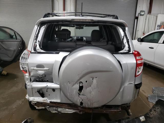 Photo 6 from auction – 2011 TOYOTA RAV4 with VIN JTMBF4DV3BD042808