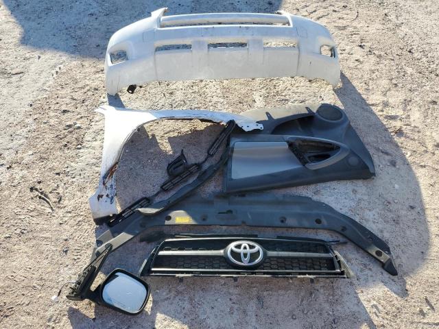 Photo 13 from auction – 2011 TOYOTA RAV4 with VIN 2T3ZF4DV7BW081483