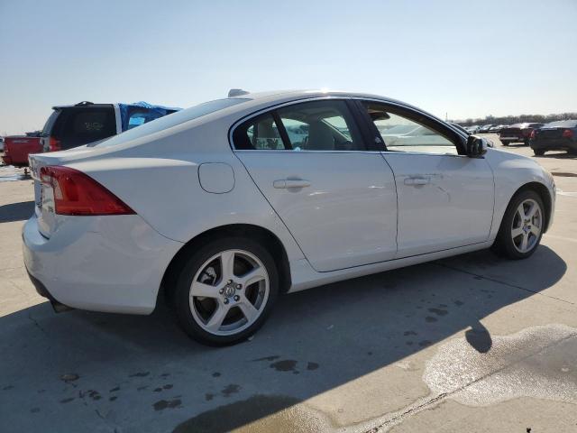 Photo 3 from auction – 2011 VOLVO S60 with VIN YV1622FS2C2035408