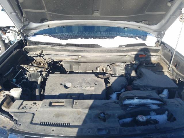 Photo 12 from auction – 2017 MITSUBISHI OUTLANDER with VIN JA4AZ2A32HZ607341