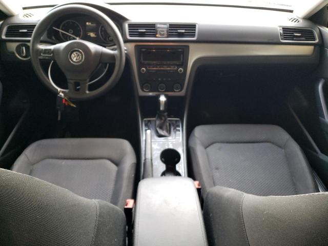Photo 8 from auction – 2015 VOLKSWAGEN PASSAT S with VIN 1VWAS7A38FC066008