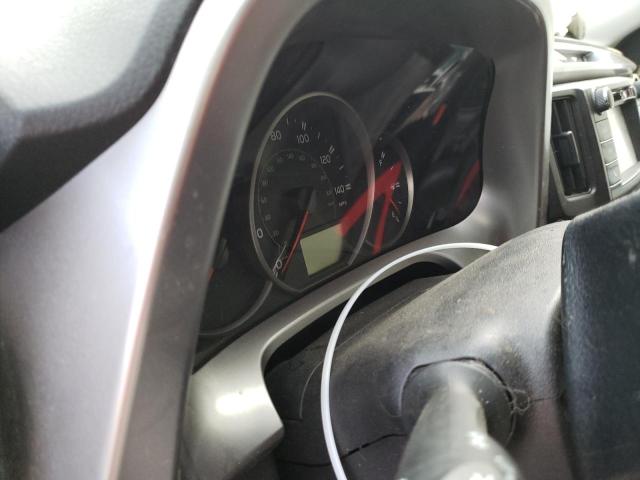 Photo 9 from auction – 2016 TOYOTA RAV4 LE with VIN JTMBFREV9GJ075395