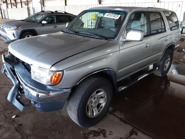 TOYOTA 4RUNNER SR 2000 with VIN JT3GN86R5Y0180063 - Photo from auction