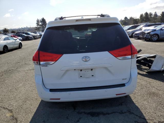 Photo 6 from auction – 2013 TOYOTA SIENNA XLE with VIN 5TDYK3DC4DS369580