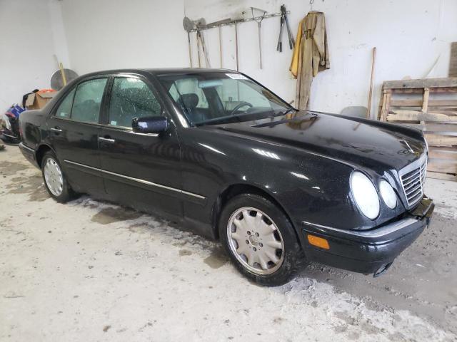 Photo 4 from auction – 1998 MERCEDES-BENZ E 320 with VIN WDBJF65F0WA643596