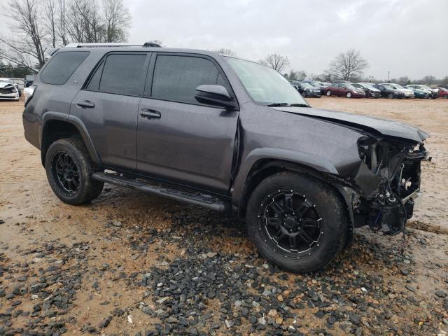 Photo 4 from auction – 2016 TOYOTA 4RUNNER SR with VIN JTEBU5JR5G5368027