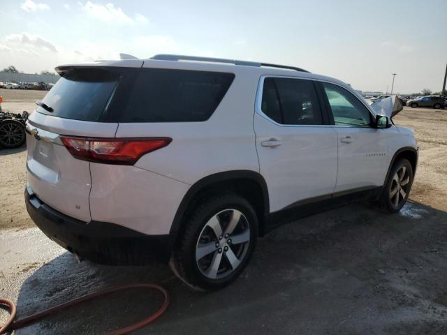 Photo 3 from auction – 2018 CHEVROLET TRAVERSE L with VIN 1GNERHKW0JJ233181