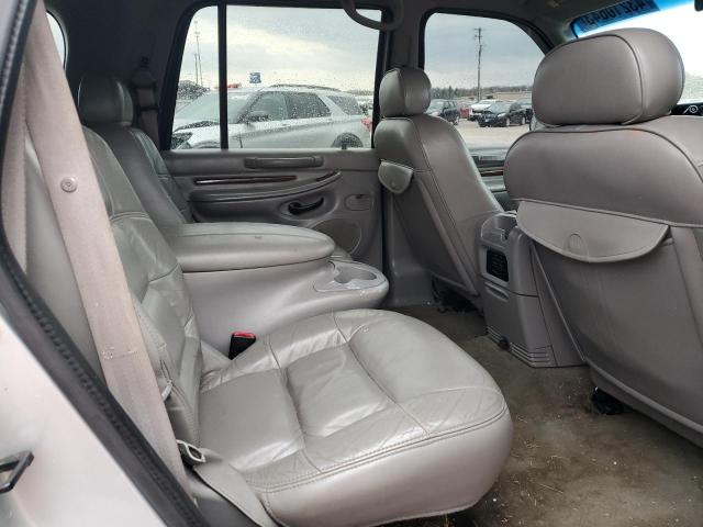 Photo 11 from auction – 2000 LINCOLN NAVIGATOR with VIN 5LMFU28A5YLJ19267