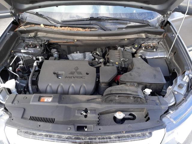 Photo 11 from auction – 2017 MITSUBISHI OUTLANDER with VIN JA4AD2A33HZ035663