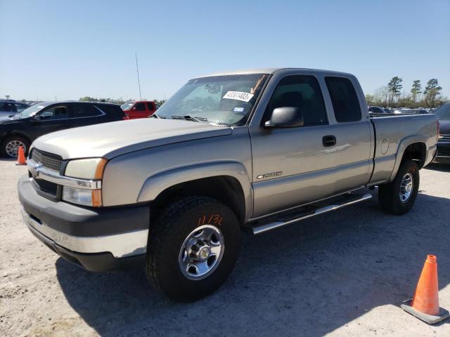 CHEVROLET SILVERADO 2003 with VIN 1GCHC29U43E211818 - Photo from auction