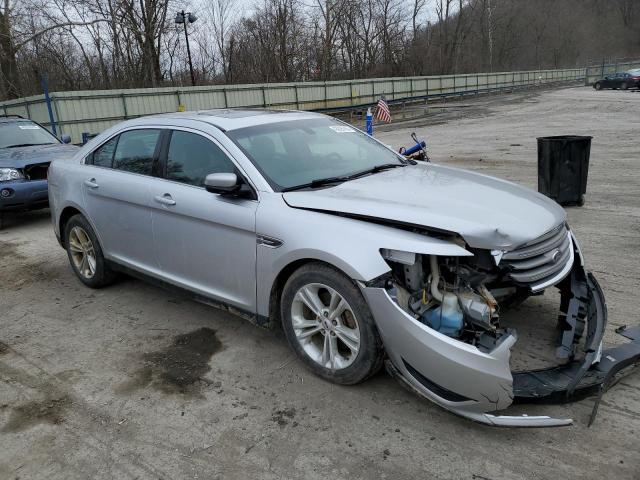 Photo 4 from auction – 2015 FORD TAURUS SEL with VIN 1FAHP2H86FG165058