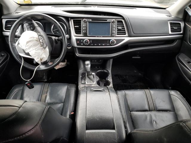 Photo 8 from auction – 2017 TOYOTA HIGHLANDER with VIN 5TDJZRFH8HS362274