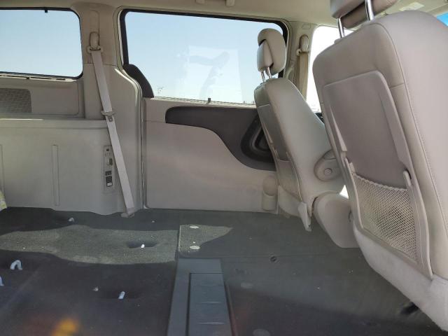 Photo 11 from auction – 2016 CHRYSLER TOWN & COU with VIN 2C4RC1BGXGR128146