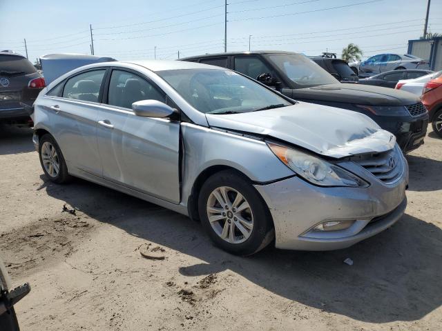 Photo 4 from auction – 2013 HYUNDAI SONATA GLS with VIN 5NPEB4AC9DH538530