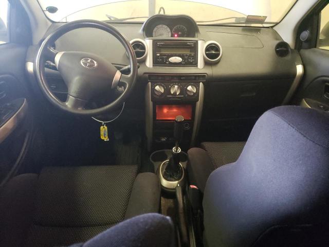 Photo 8 from auction – 2005 TOYOTA SCION XA with VIN JTKKT624850104710