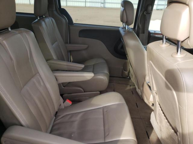 Photo 11 from auction – 2015 CHRYSLER TOWN & COU with VIN 2C4RC1BG3FR552489