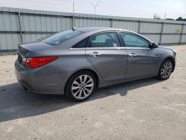 Photo 3 from auction – 2013 HYUNDAI SONATA SE with VIN 5NPEC4AC4DH796841