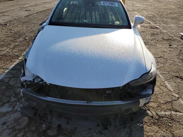 Photo 11 from auction – 2018 LEXUS IS 300 with VIN JTHBA1D22J5083571