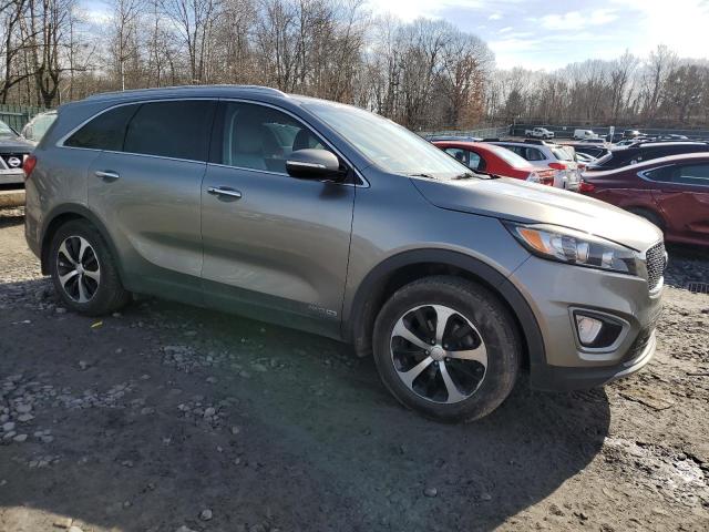 Photo 4 from auction – 2016 KIA SORENTO EX with VIN 5XYPHDA53GG106939