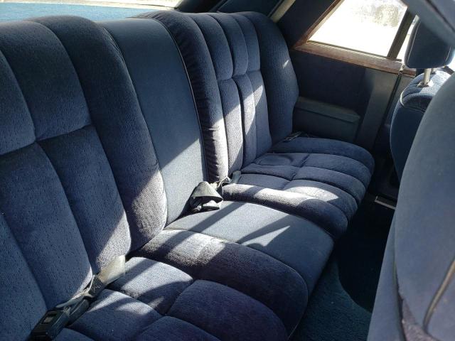 Photo 10 from auction – 1982 CHRYSLER CORDOBA with VIN 2C3BS52KXCR125083