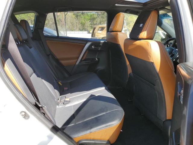 Photo 11 from auction – 2016 TOYOTA RAV4 SE with VIN JTMNFREV1GJ075954