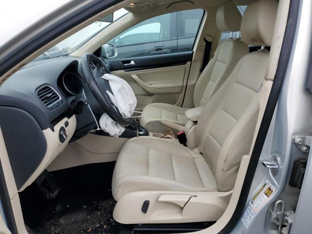 Photo 7 from auction – 2011 VOLKSWAGEN JETTA S with VIN 3VWPZ7AJ3BM694801