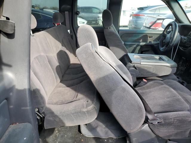 Photo 10 from auction – 2002 CHEVROLET SILVERADO with VIN 2GCEC19T421330375