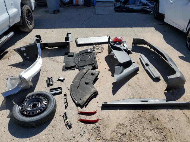 Photo 12 from auction – 2021 CHEVROLET EQUINOX LT with VIN 2GNAXTEV5M6102792