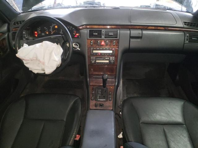 Photo 8 from auction – 1998 MERCEDES-BENZ E 320 with VIN WDBJF65F0WA643596