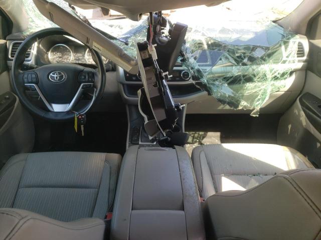 Photo 8 from auction – 2018 TOYOTA HIGHLANDER with VIN 5TDZZRFH0JS240985