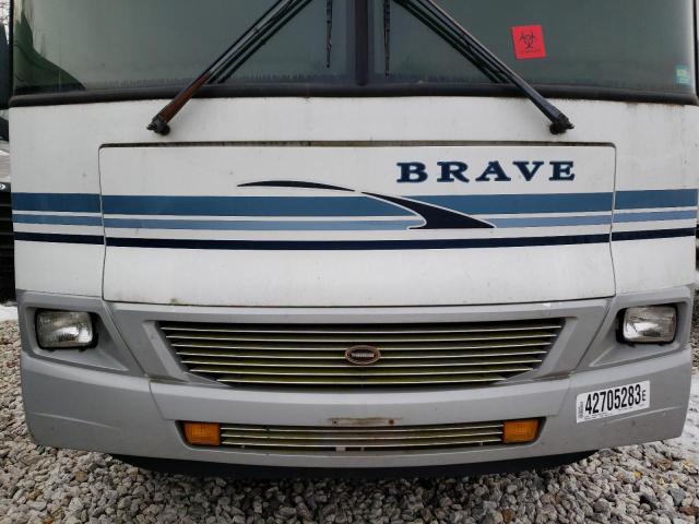 Photo 7 from auction – 2003 WINNEBAGO BRAVE with VIN 5B4MP67G233368014