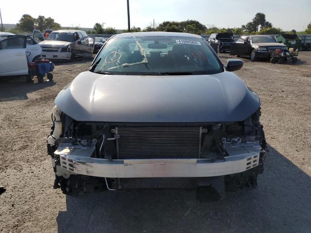 Photo 5 from auction – 2018 HONDA CIVIC LX with VIN 19XFC2F50JE030205