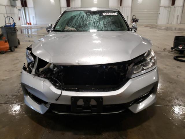 Photo 5 from auction – 2017 HONDA ACCORD with VIN JHMCR6F57HC015144