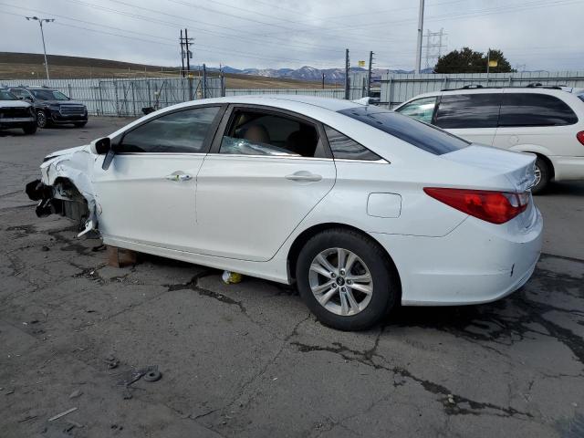 Photo 2 from auction – 2013 HYUNDAI SONATA GLS with VIN 5NPEB4AC2DH694649