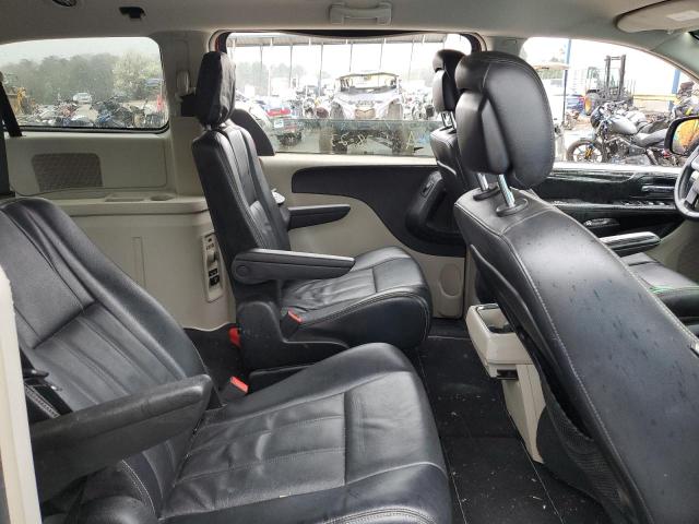 Photo 11 from auction – 2013 CHRYSLER TOWN & COU with VIN 2C4RC1BG3DR706521