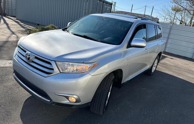 Photo 2 from auction – 2011 TOYOTA HIGHLANDER with VIN 5TDBK3EH3BS071454