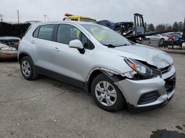Zdjęcie 4 z aukcji – 2018 CHEVROLET TRAX LS z VIN KL7CJKSB3JB593635
