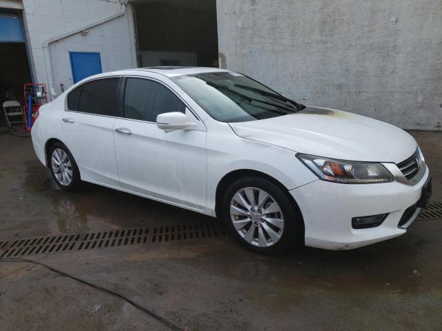 Photo 4 from auction – 2015 HONDA ACCORD EX with VIN 1HGCR2F79FA097030