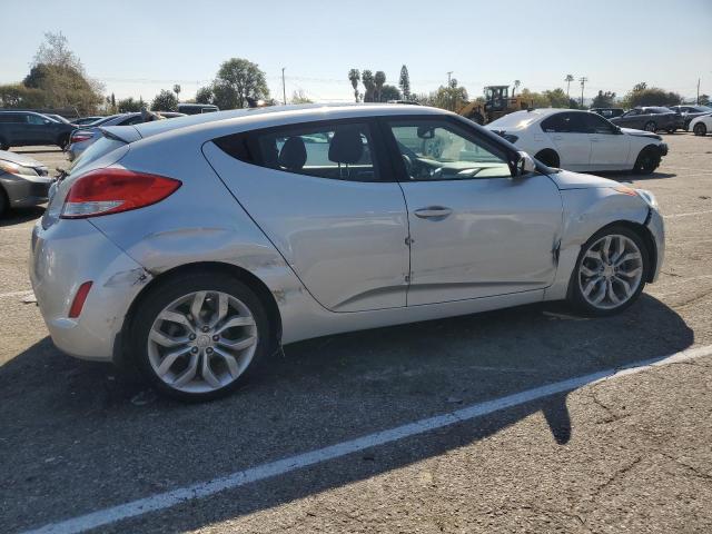 Photo 3 from auction – 2013 HYUNDAI VELOSTER with VIN KMHTC6AD3DU146878