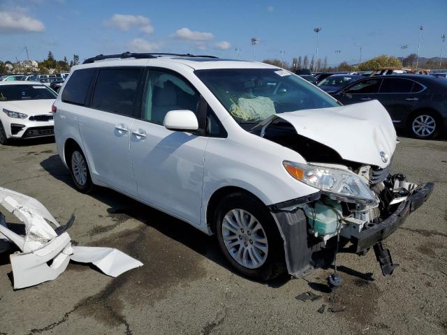 Photo 4 from auction – 2013 TOYOTA SIENNA XLE with VIN 5TDYK3DC4DS369580