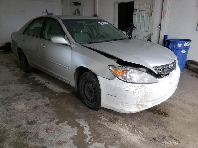 Photo 4 from auction – 2004 TOYOTA CAMRY LE with VIN 4T1BE30KX4U859748