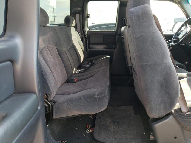 Photo 10 from auction – 2000 CHEVROLET SILVERADO with VIN 2GCEC19V9Y1348610