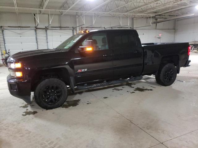 CHEVROLET SILVERADO 2018 with VIN 1GC1KWEY9JF189259 - Photo from auction