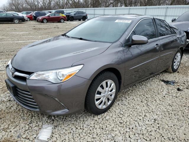 TOYOTA CAMRY LE 2016 مع رقم تعريف المركبة 4T4BF1FK0GR548896 - صورة من المزاد