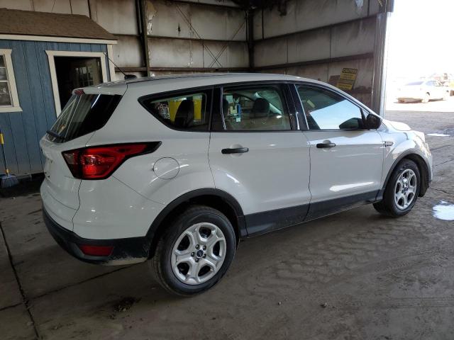 Photo 3 from auction – 2019 FORD ESCAPE S with VIN 1FMCU0F78KUB06323