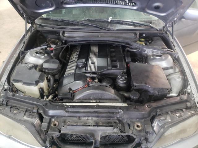 Photo 11 from auction – 2004 BMW 330 XI with VIN WBAEW534X4PN35623