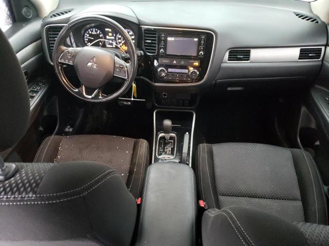 Photo 8 from auction – 2017 MITSUBISHI OUTLANDER with VIN JA4AZ2A33HZ038080