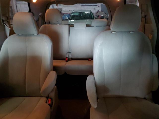 Photo 10 from auction – 2011 TOYOTA SIENNA BAS with VIN 5TDKA3DC4BS001955