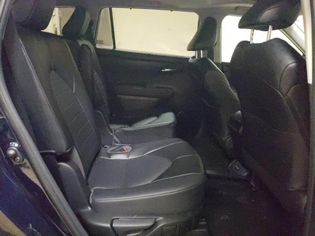 Photo 11 from auction – 2022 TOYOTA HIGHLANDER with VIN 5TDGZRBHXNS250071